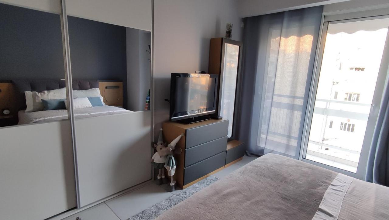 Two Bedroom Apartment In Афины Экстерьер фото