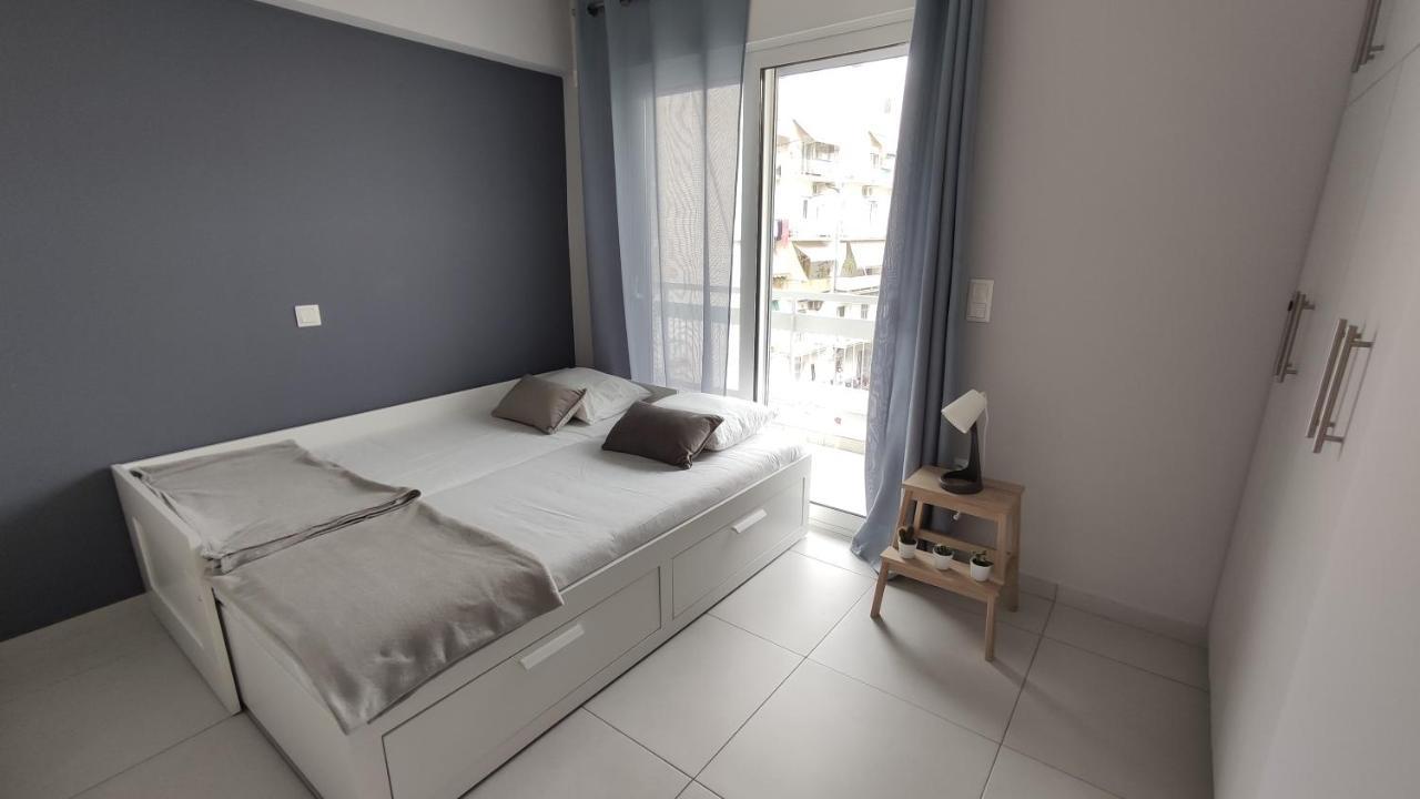 Two Bedroom Apartment In Афины Экстерьер фото